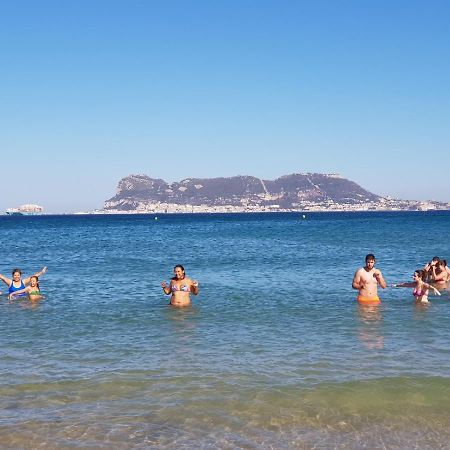 شقة الجيسايرس  في Estudio A Pie De Playa Con Bano Y Cocina Privados المظهر الخارجي الصورة