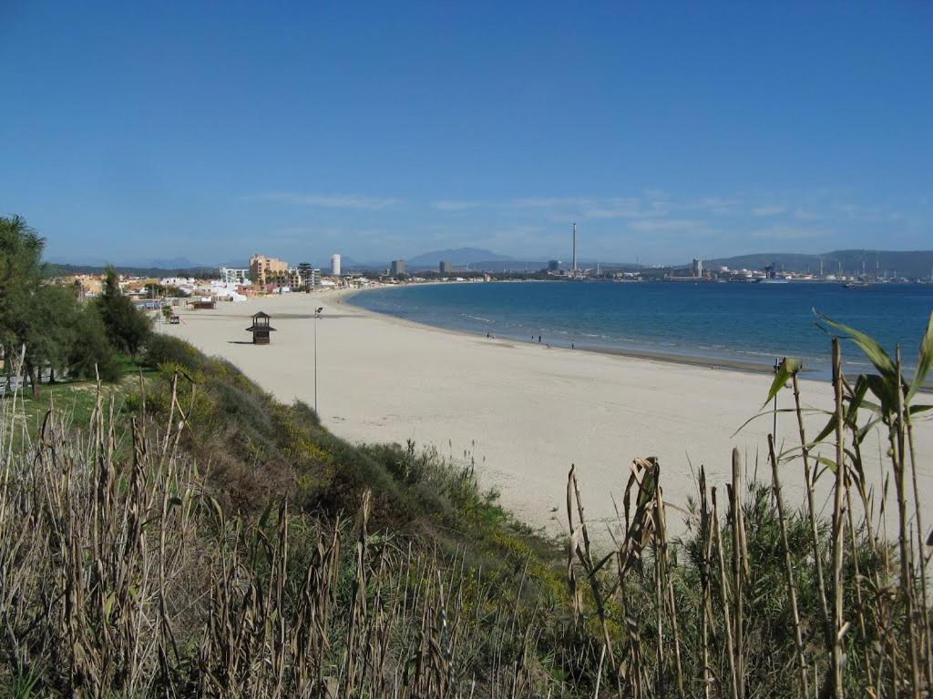 شقة الجيسايرس  في Estudio A Pie De Playa Con Bano Y Cocina Privados المظهر الخارجي الصورة