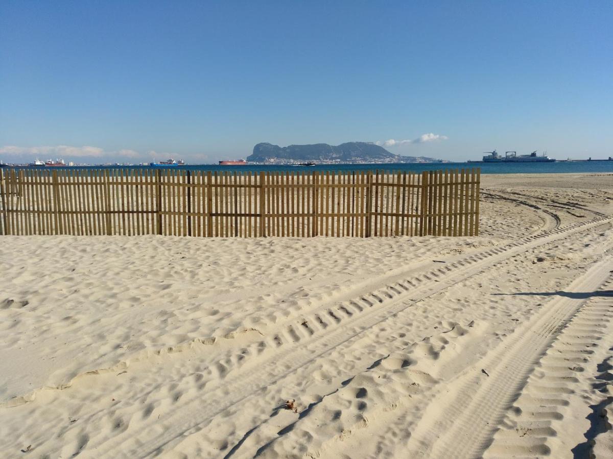 شقة الجيسايرس  في Estudio A Pie De Playa Con Bano Y Cocina Privados المظهر الخارجي الصورة