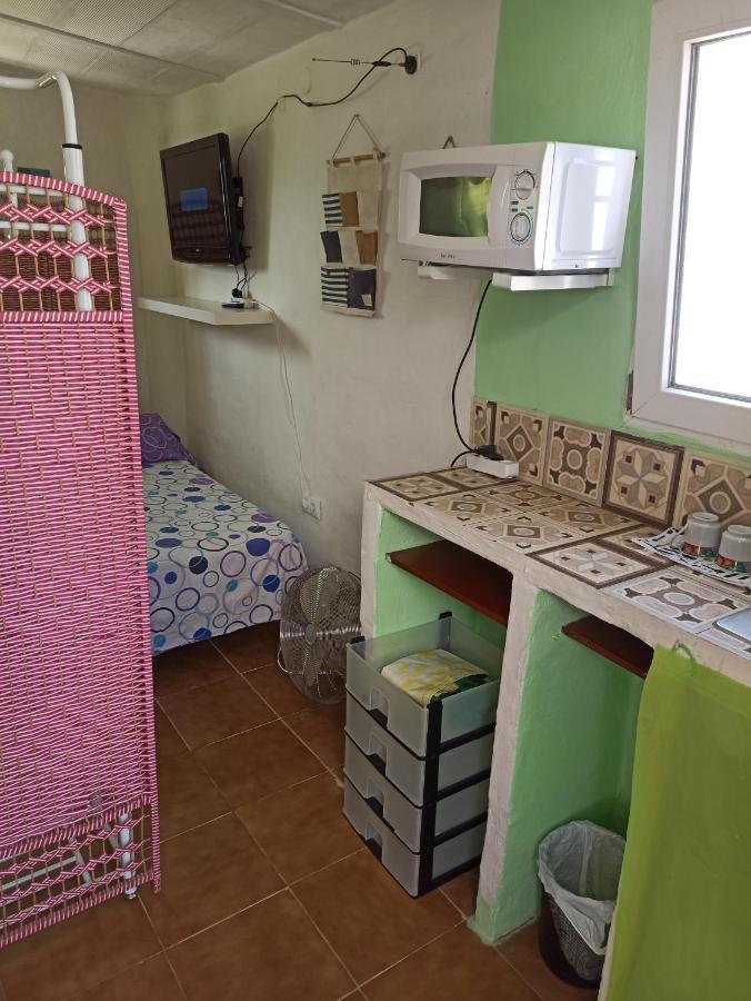 شقة الجيسايرس  في Estudio A Pie De Playa Con Bano Y Cocina Privados المظهر الخارجي الصورة
