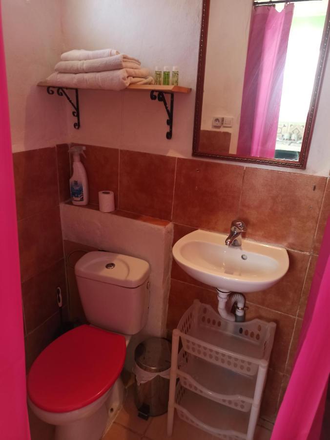شقة الجيسايرس  في Estudio A Pie De Playa Con Bano Y Cocina Privados المظهر الخارجي الصورة